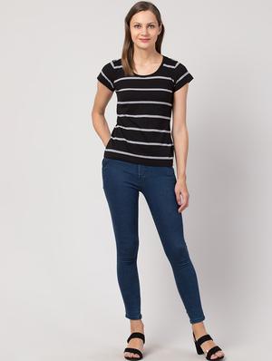 round neck striped tee - 17457798 - Standard Image - 4