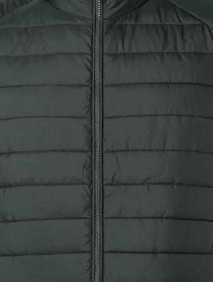 green solid quilted jacket - 17457865 - Standard Image - 5