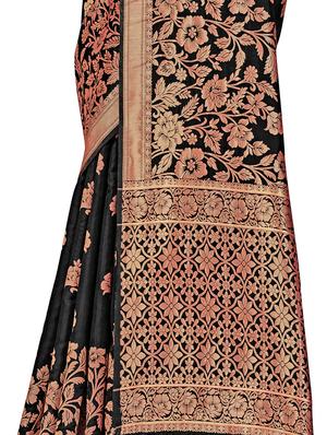 self design woven saree with blouse - 17458926 - Standard Image - 4