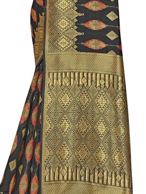 self design woven saree with blouse - 17458933 - Standard Image - 5