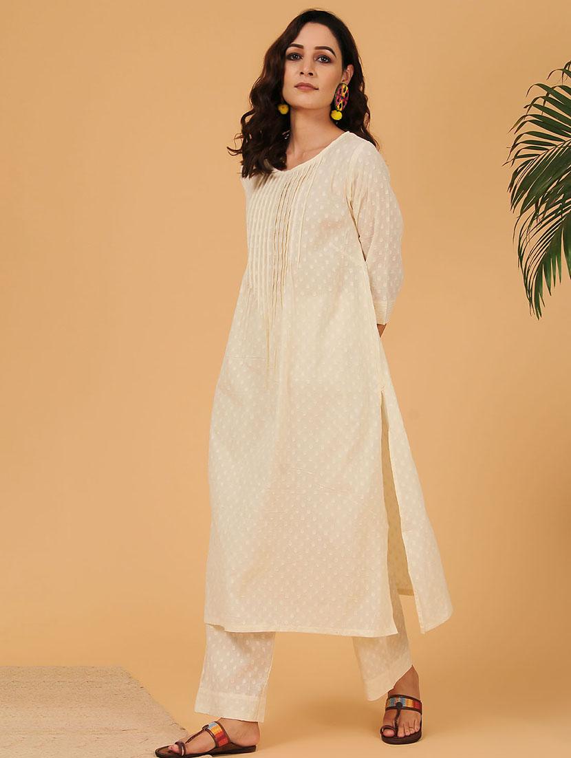 gold print a-line kurta - 17459579 - Zoom Image - 3