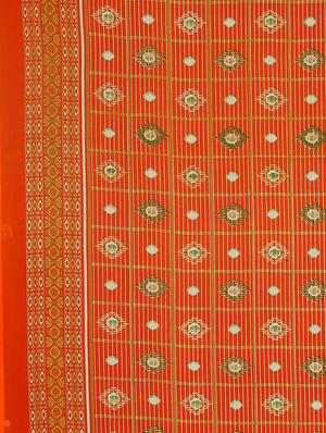 self design printed saree with blouse - 17459984 - Standard Image - 4