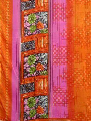 floral printed saree with blouse - 17460016 - Standard Image - 4