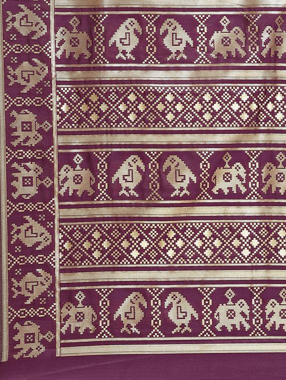 self design woven saree with blouse - 17460143 - Zoom Image - 5
