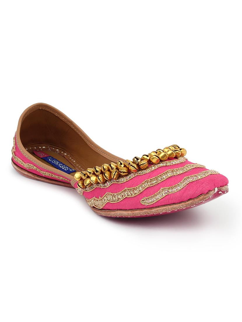 pink slip on jutis - 17461204 - Zoom Image - 1