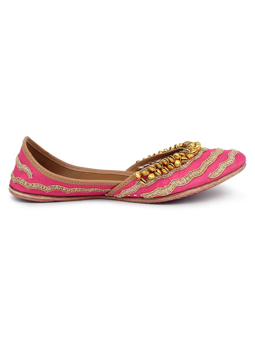 pink slip on jutis - 17461204 - Zoom Image - 2