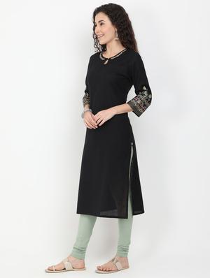 embroidered straight kurta - 17461789 - Standard Image - 2