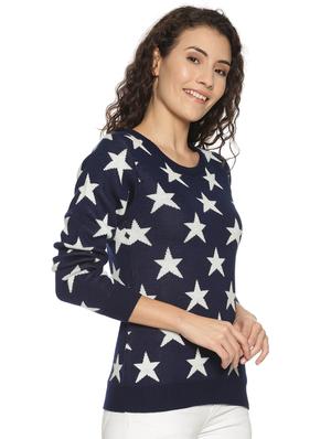 round neck star print pullover - 17462176 - Standard Image - 2
