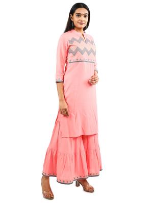 embroidered suit set - 17462644 - Standard Image - 3