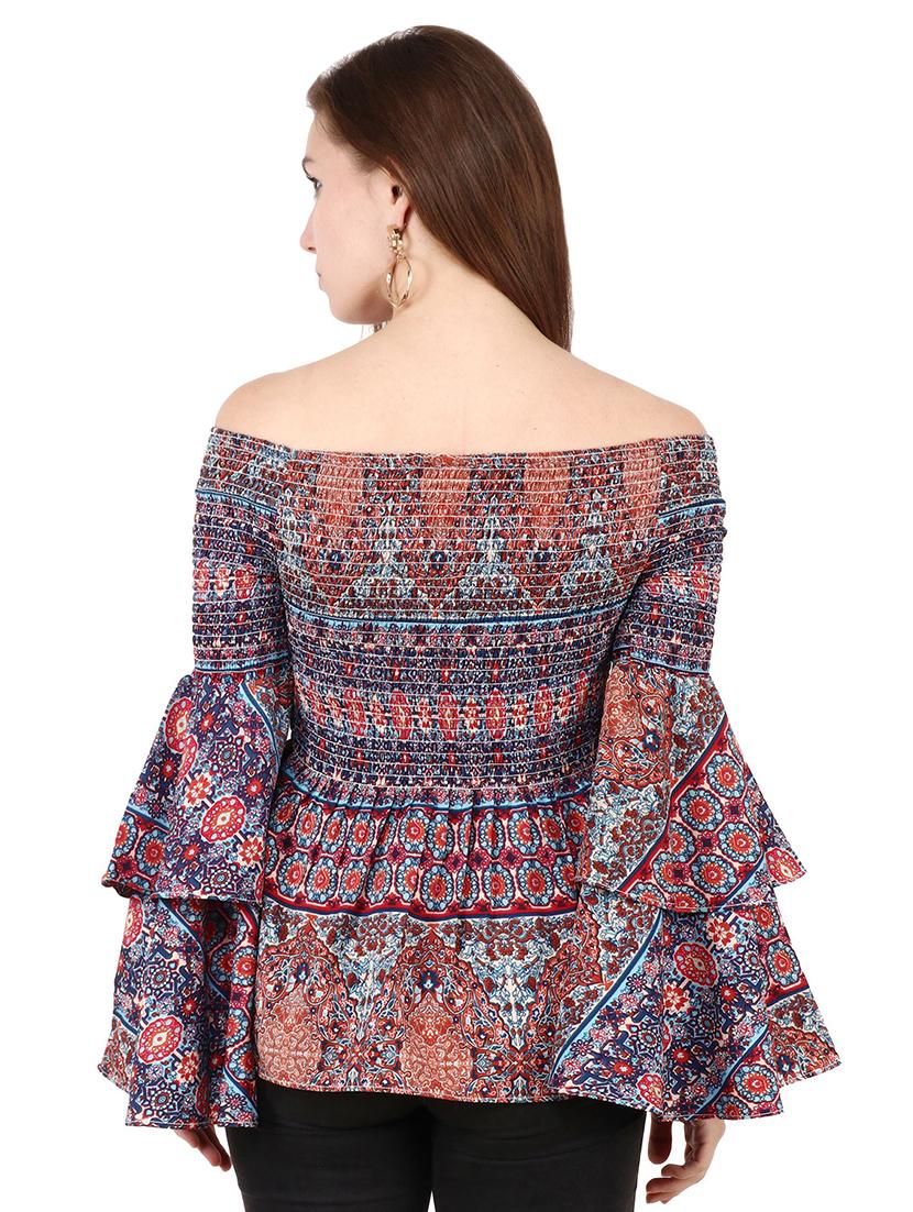 off shoulder bell sleeved top - 17462717 - Zoom Image - 3