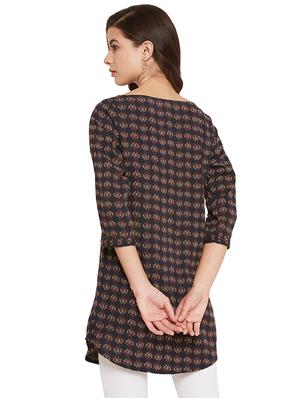 boat neck printed tunic - 17462959 - Standard Image - 3