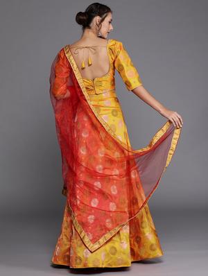 self design a-line lehenga - 17464340 - Standard Image - 3