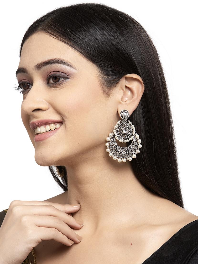 silver metal chandballi earring - 17464858 - Zoom Image - 4