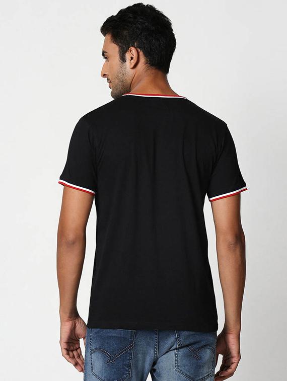 black front print t-shirt - 17465271 - Zoom Image - 2