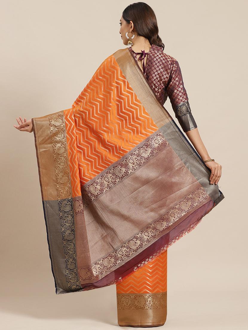 chevron banarasi saree with blouse - 17465491 - Zoom Image - 2