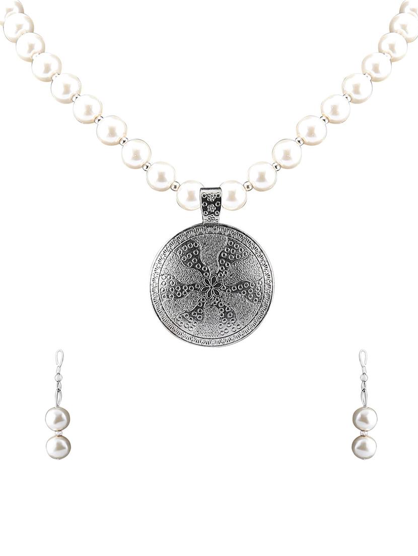 silver plated pearl necklace - 17466199 - Zoom Image - 2
