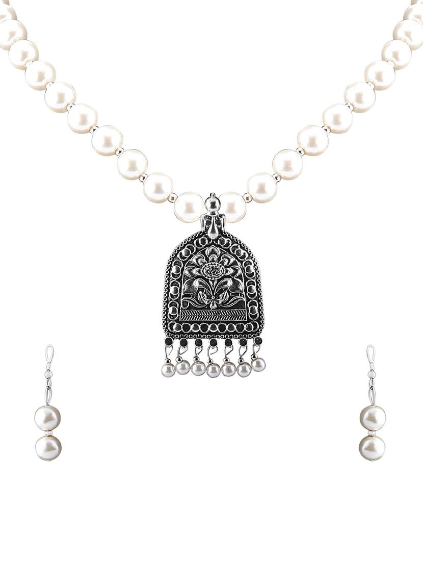 silver plated pearl necklace - 17466200 - Zoom Image - 2