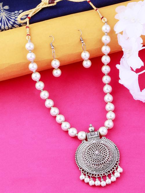 silver plated pearl necklace - 17466201 - Standard Image - 1