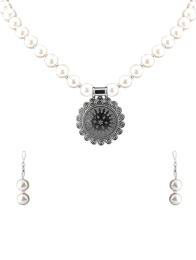 silver plated pearl necklace - 17466205 - Zoom Image - 2