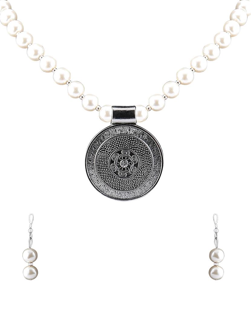 silver plated pearl necklace - 17466206 - Zoom Image - 2