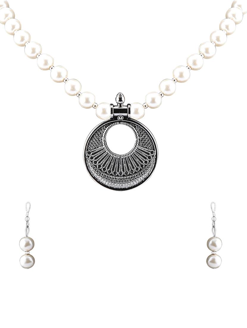 silver plated pearl necklace - 17466207 - Zoom Image - 2