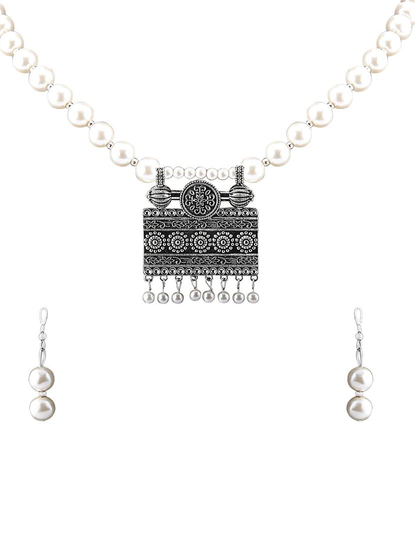 silver plated pearl necklace - 17466208 - Zoom Image - 2