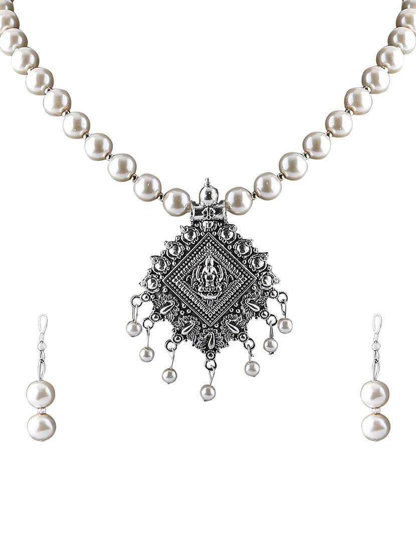 silver plated pearl necklace - 17466211 - Zoom Image - 2