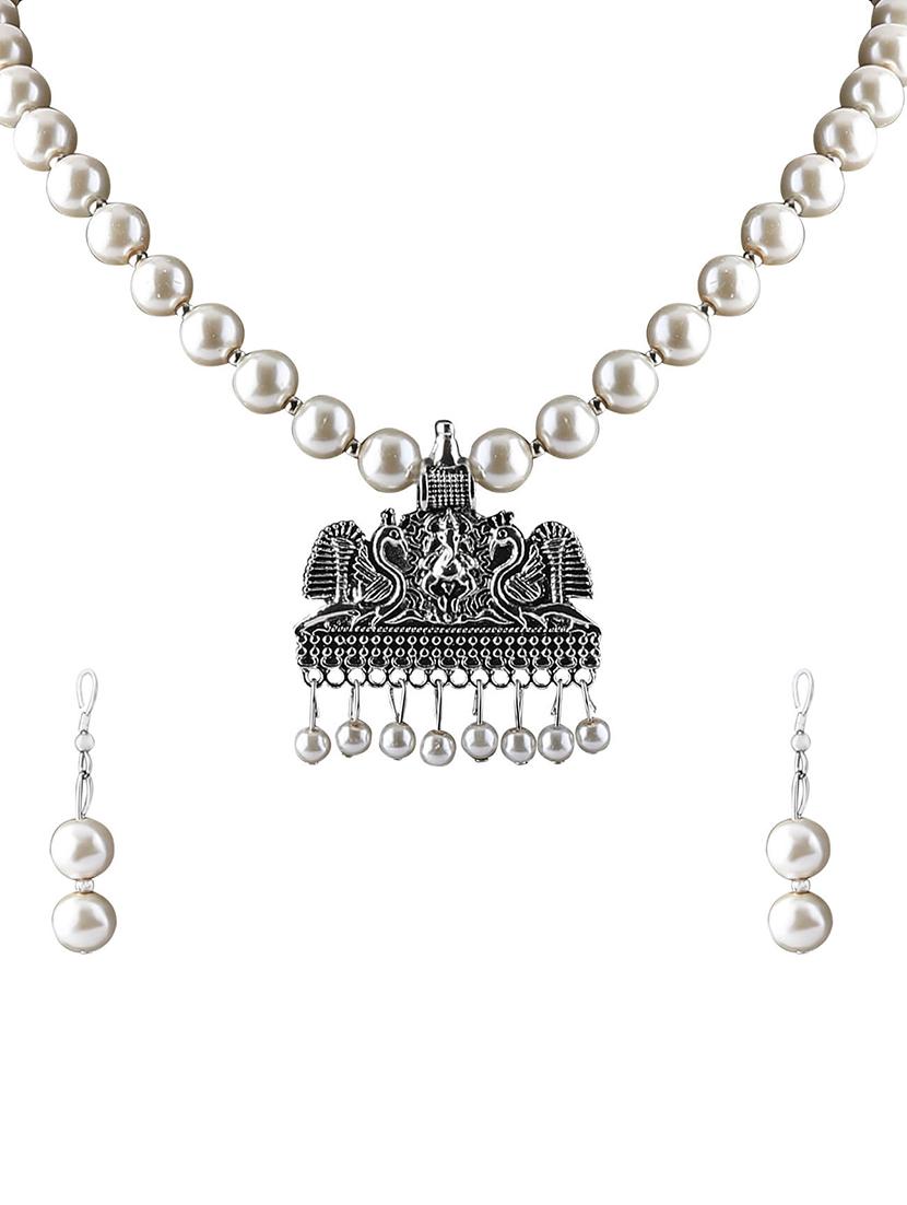 silver plated pearl necklace - 17466214 - Zoom Image - 2