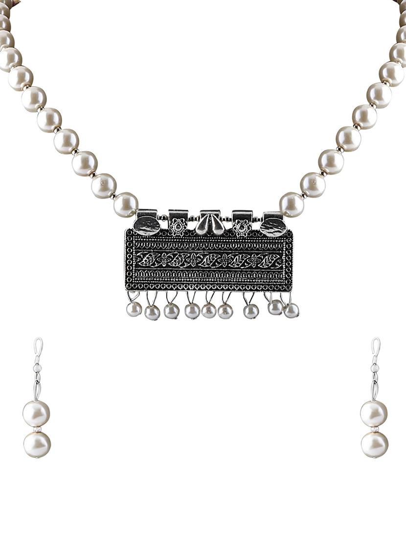 silver plated pearl necklace - 17466217 - Zoom Image - 2