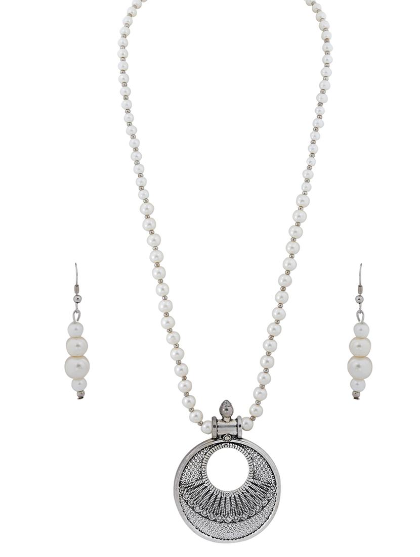 silver plated pearl necklace - 17466218 - Zoom Image - 3