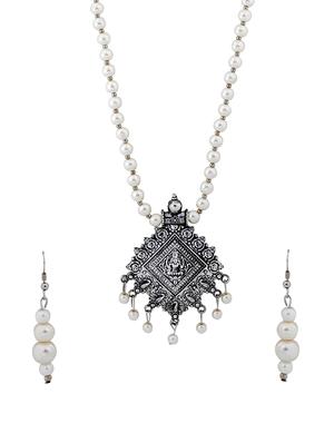 silver plated pearl necklace - 17466220 - Standard Image - 2