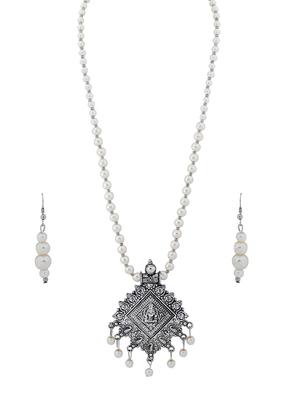 silver plated pearl necklace - 17466220 - Standard Image - 3