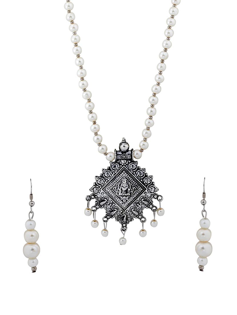 silver plated pearl necklace - 17466220 - Zoom Image - 2