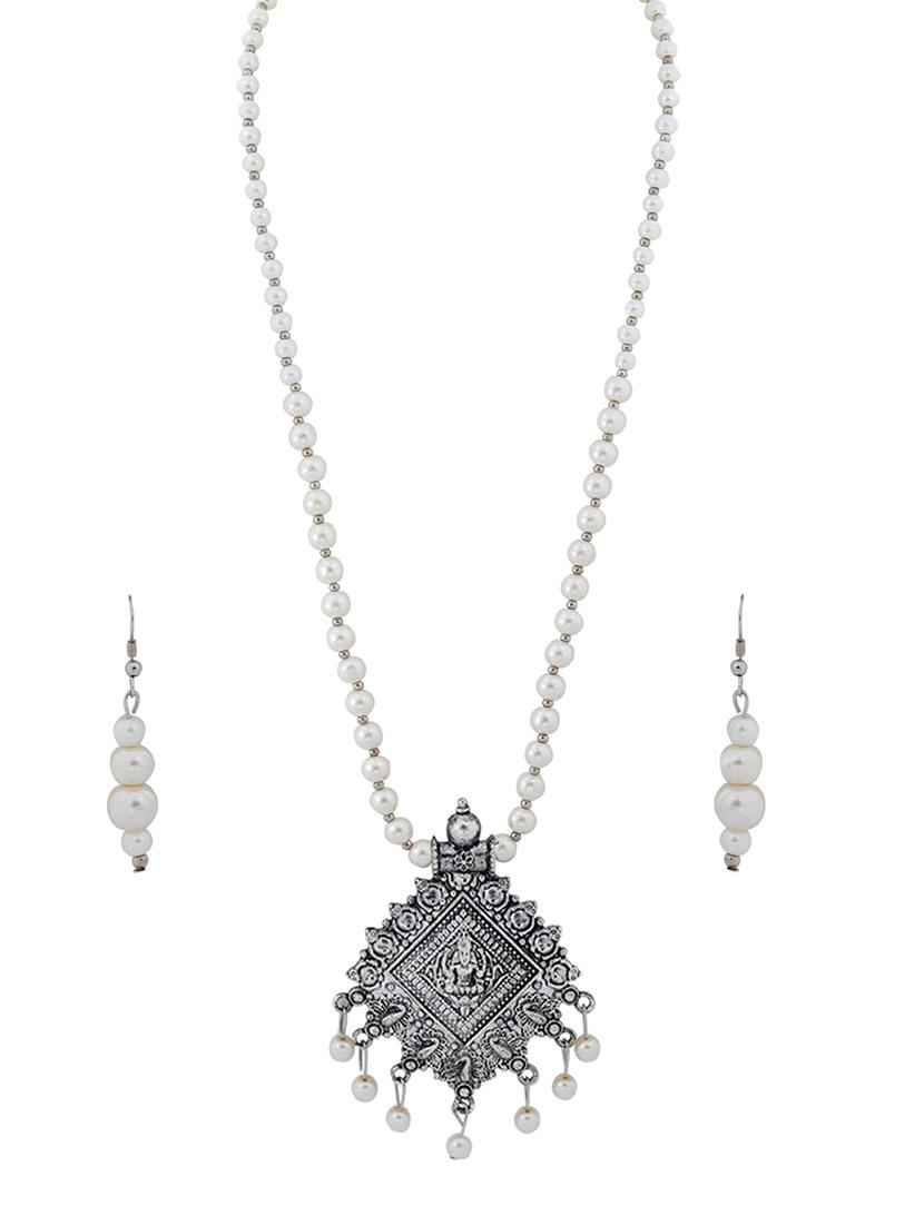 silver plated pearl necklace - 17466220 - Zoom Image - 3