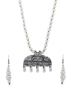 silver plated pearl necklace - 17466223 - Standard Image - 2
