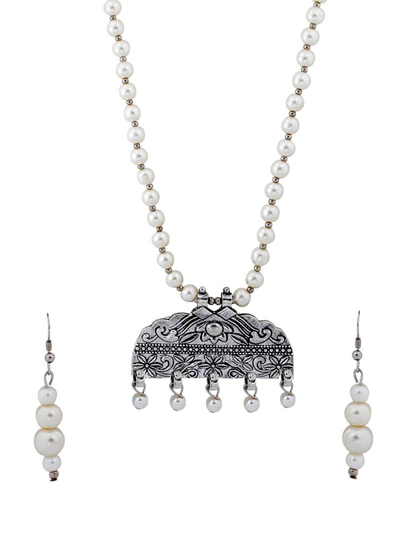 silver plated pearl necklace - 17466223 - Zoom Image - 2