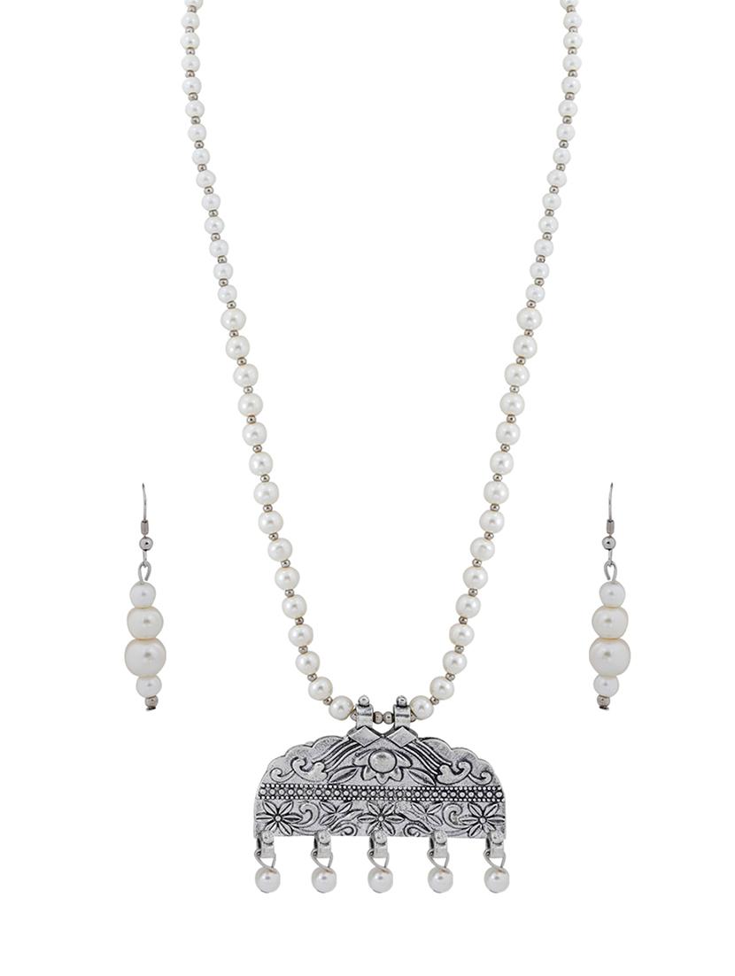 silver plated pearl necklace - 17466223 - Zoom Image - 3