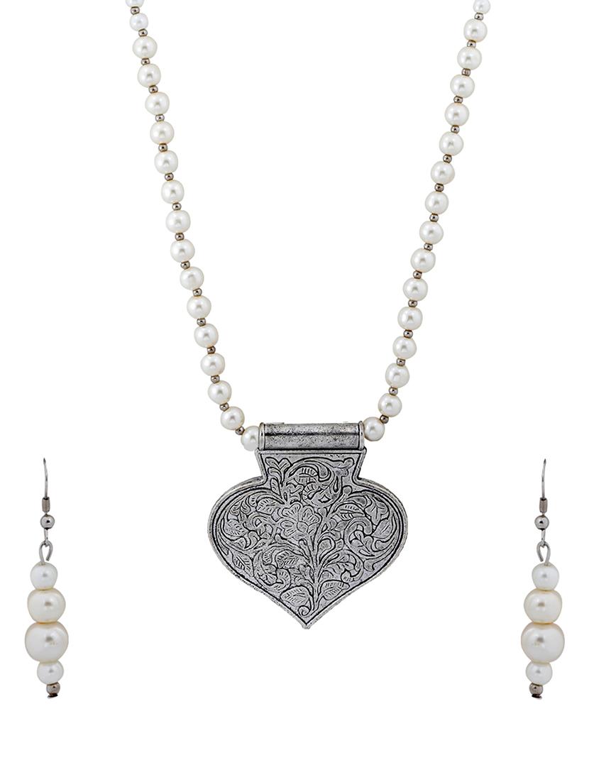 silver plated pearl necklace - 17466224 - Zoom Image - 2