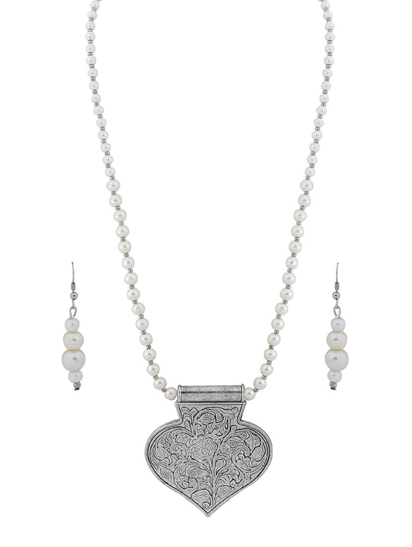 silver plated pearl necklace - 17466224 - Zoom Image - 3