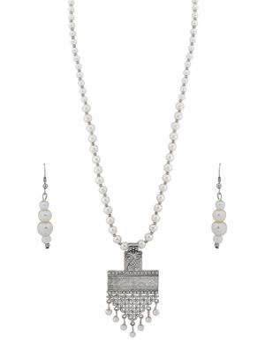 silver plated pearl necklace - 17466226 - Standard Image - 3