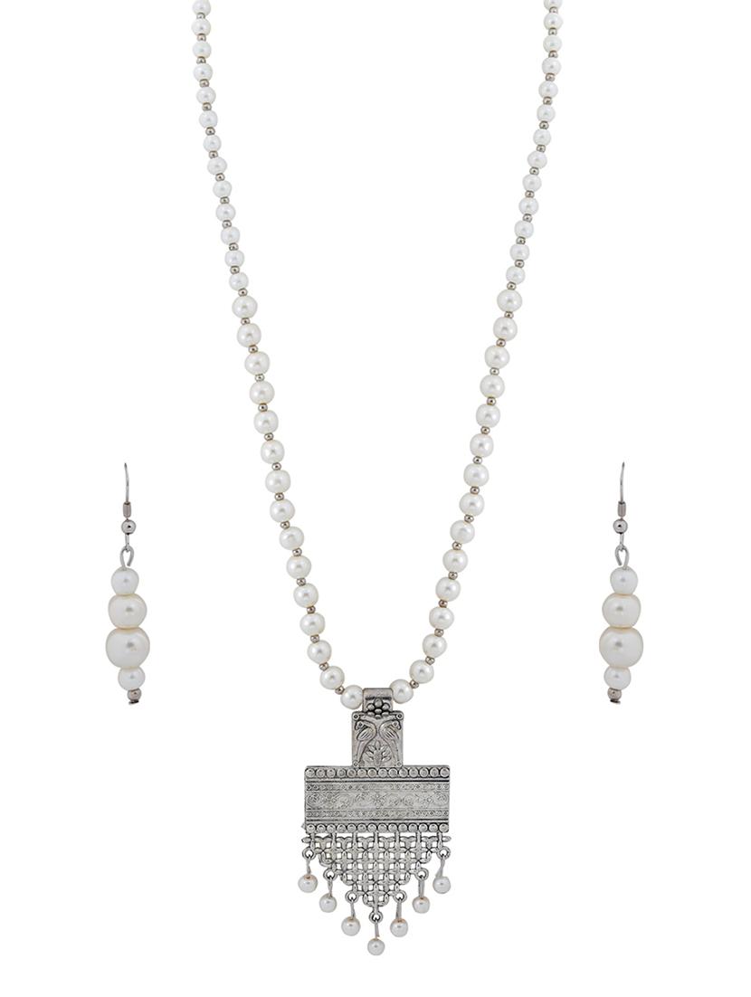silver plated pearl necklace - 17466226 - Zoom Image - 3