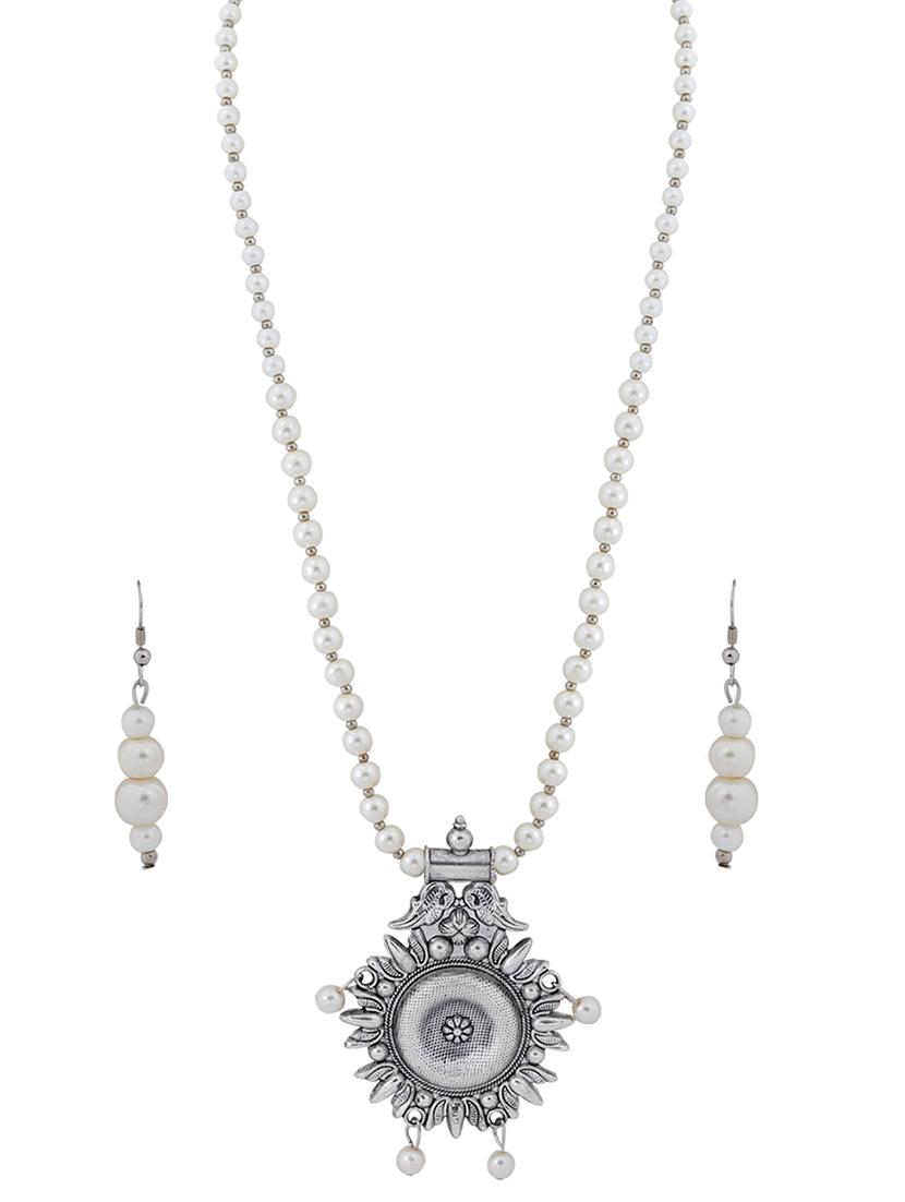 silver plated pearl necklace - 17466228 - Zoom Image - 3
