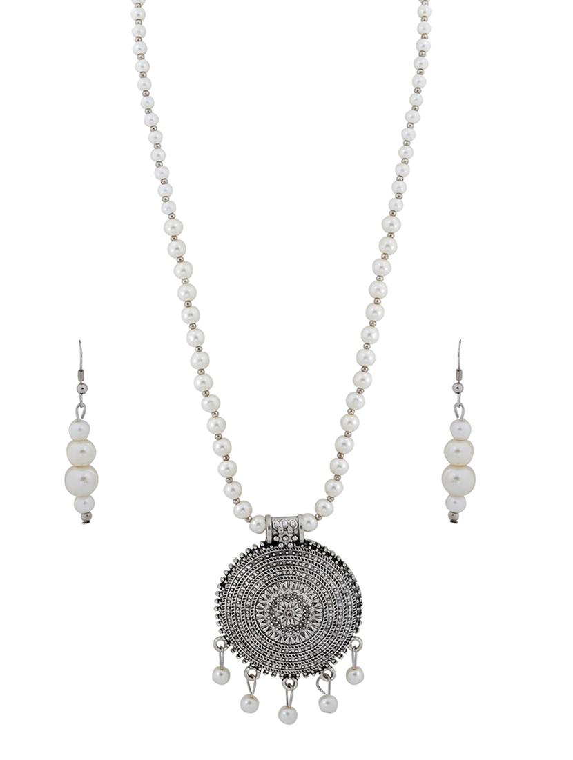 silver plated pearl necklace - 17466229 - Zoom Image - 3