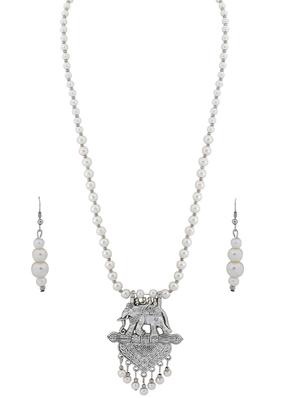 silver plated pearl necklace - 17466230 - Standard Image - 3