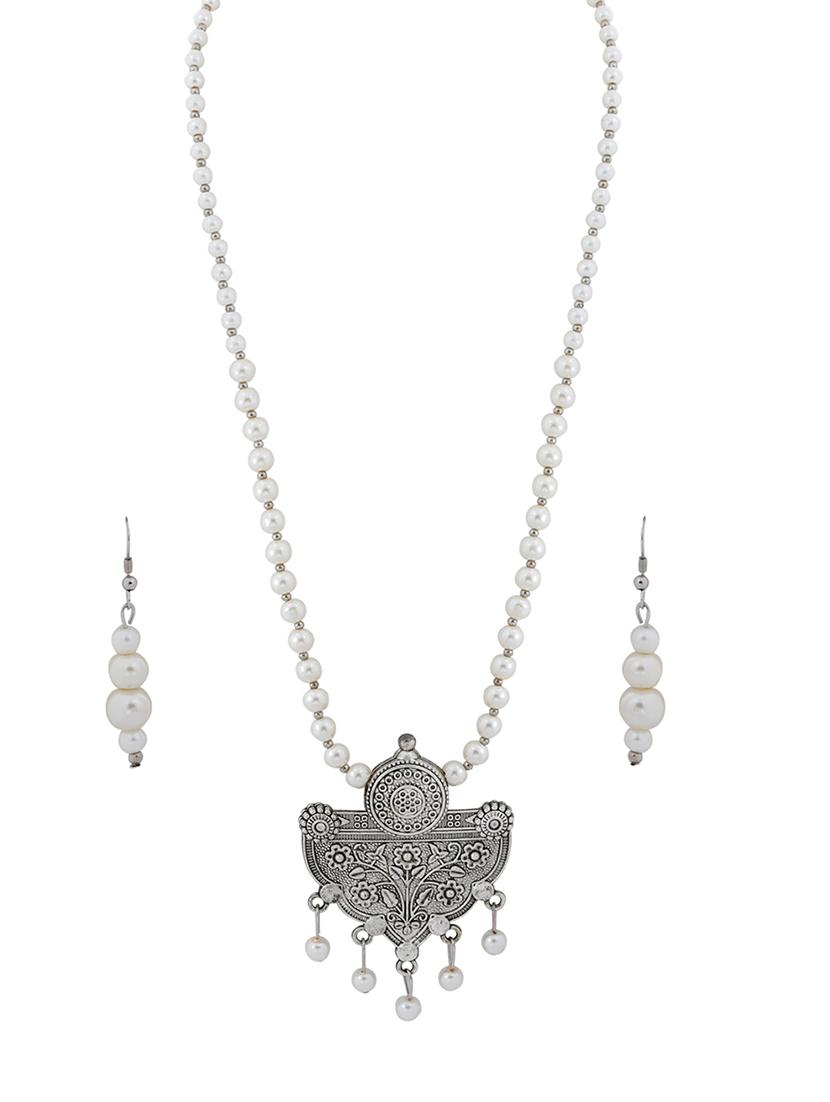 silver plated pearl necklace - 17466231 - Zoom Image - 3