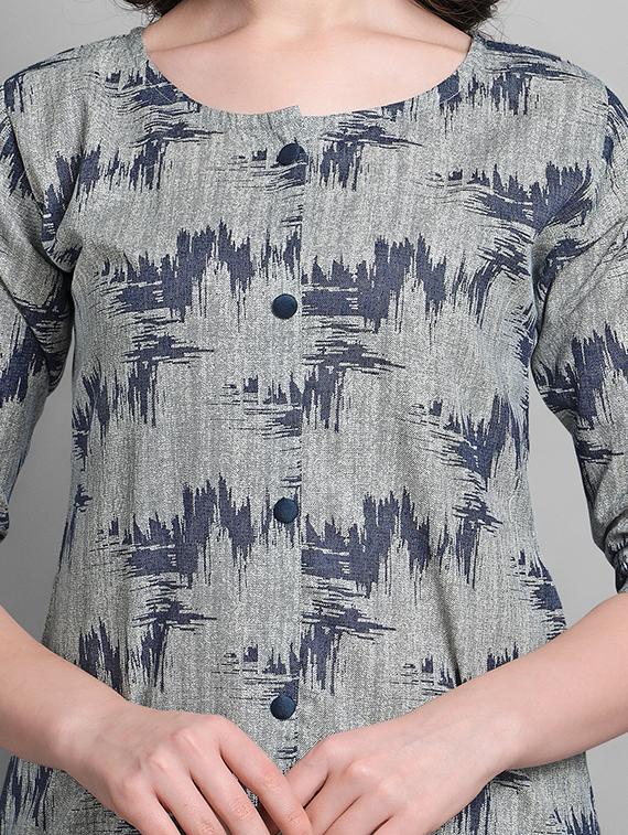 grey cotton straight kurta - 17466603 - Zoom Image - 4