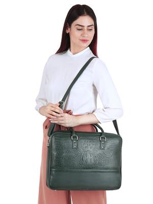 green leatherette (pu) regular laptop bag - 17466797 - Standard Image - 6