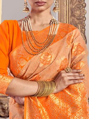 self design woven saree with blouse - 17467094 - Standard Image - 2