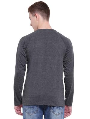grey color block cut & sew t-shirt - 17468543 - Standard Image - 3