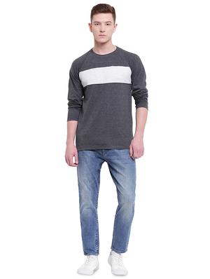 grey color block cut & sew t-shirt - 17468543 - Standard Image - 4